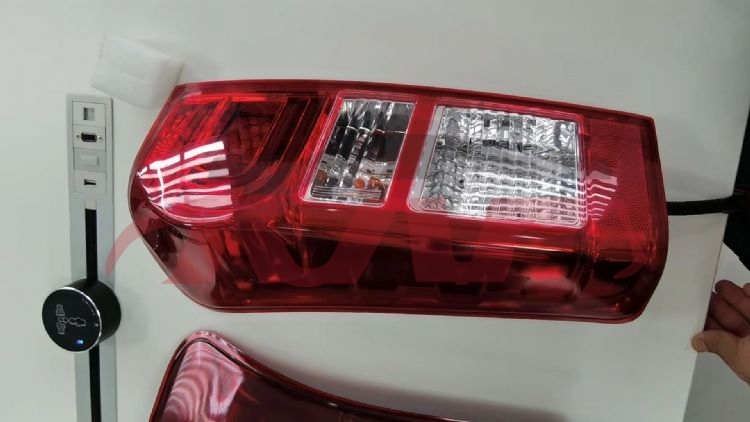 适用于五十铃2018 DMAX 后尾灯 LED 红色 , 五十铃  D-MAX 汽车零件, 五十铃 汽车配件-