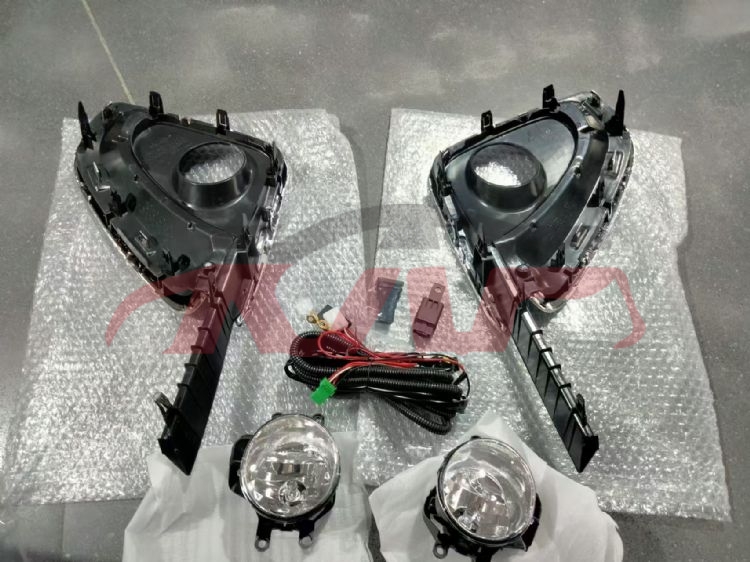 For Toyota 3062016 Fortuner&nbsp;fog Lamp Group&nbsp;, Fortuner Car Accessories Catalog, Toyota   Rear Fog Light-