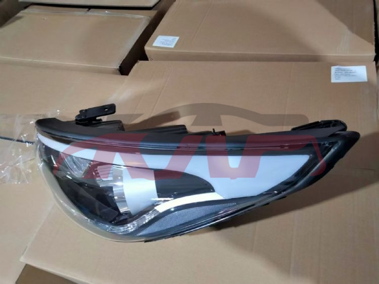 For Hyundai 18322013-2015 Tucson&nbsp;head Lamp, White W/upper Led&nbsp;92101-2s500  92102-2s620  L:92101-2sxxx   R:92102-2sxxx, Tucson (ix35) Auto Part, Hyundai  Auto Part-92101-2S500  92102-2S620  L:92101-2SXXX   R:92102-2SXXX