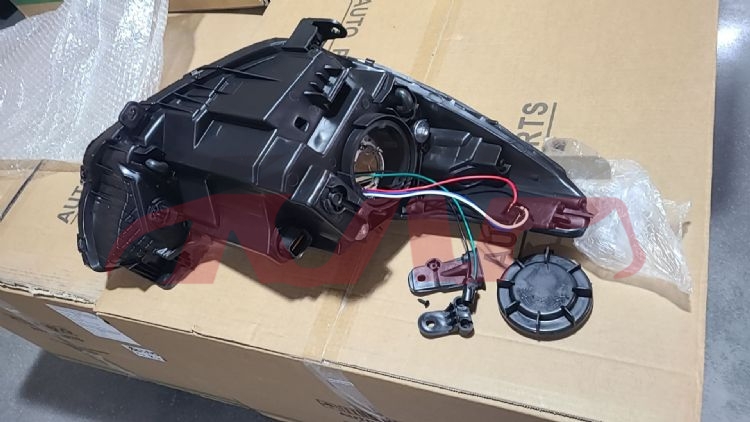 For Hyundai 15172011-2013 Accent&nbsp;head Lamp W/6hole&5pin  Manual Middle East Type&nbsp;l92101-1r000 R92102-1r000, Accent Car Parts Catalog, Hyundai  Auto Lamps-L92101-1R000 R92102-1R000