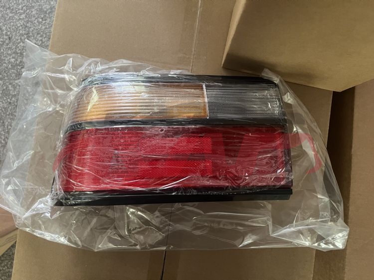 For Toyota 208191988-1991 Corolla Ee90/ae92&nbsp;tail Lamp W/black Strip 4d&nbsp;r 81550- 1a440  L 81560- 1a400, Corolla Car Accessories, Toyota  Auto Parts-R 81550- 1A440  L 81560- 1A400