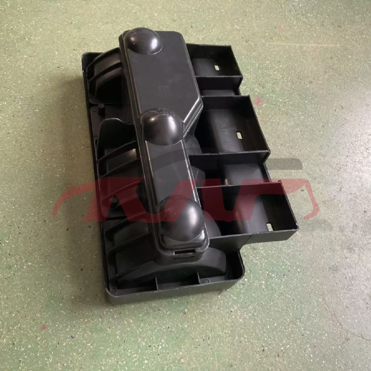 For Isuzu 2708600p/npr71 2004-2006&nbsp;tail Lamp&nbsp;l 8-94257420-2 R 8-94257419-2, Isuzu   Automotive Parts, 100p/600p Parts-L 8-94257420-2 R 8-94257419-2