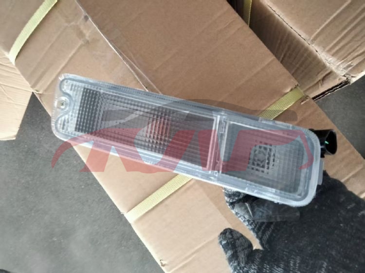For Mitsubishi 2016881995-2002 L300&nbsp;bumper Lamp White&nbsp;214-1643-ue-c, Triton Car Accessorie, Mitsubishi  Auto Lamps-214-1643-UE-C