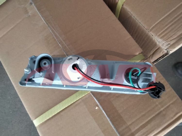 For Mitsubishi 2016881995-2002 L300&nbsp;bumper Lamp White&nbsp;214-1643-ue-c, Triton Car Accessorie, Mitsubishi  Auto Lamps-214-1643-UE-C