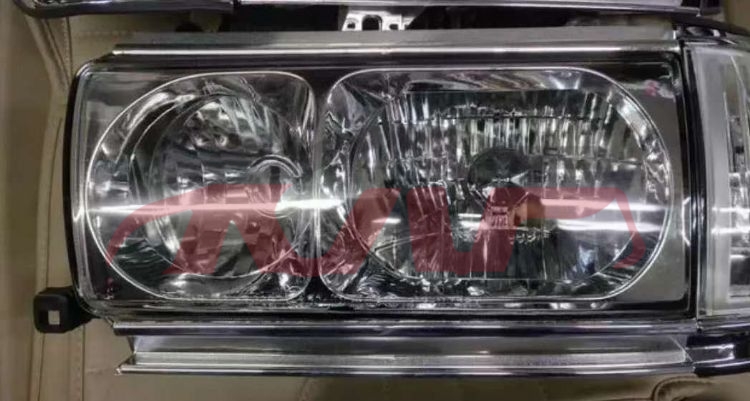 适用于丰田201990 款兰德酷路泽FJ82&nbsp;前大灯 PC款&nbsp;81110-60293   81150-60472, 兰德酷路泽 预付款汽车配件, 丰田 汽车配件-81110-60293   81150-60472