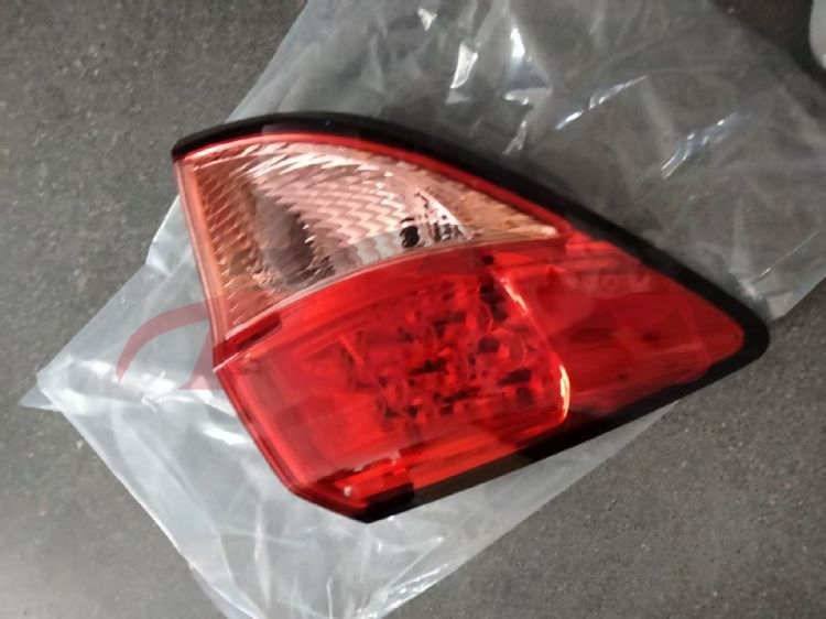 For Honda 8572014-2018 vezel Ru1&nbsp;tail Lamp Out  W/pink&nbsp;l   33552-t7a-j01   R  33502-t7a-j01, Hrv/vezel Car Spare Parts, Honda   Automotive Parts-L   33552-T7A-J01   R  33502-T7A-J01