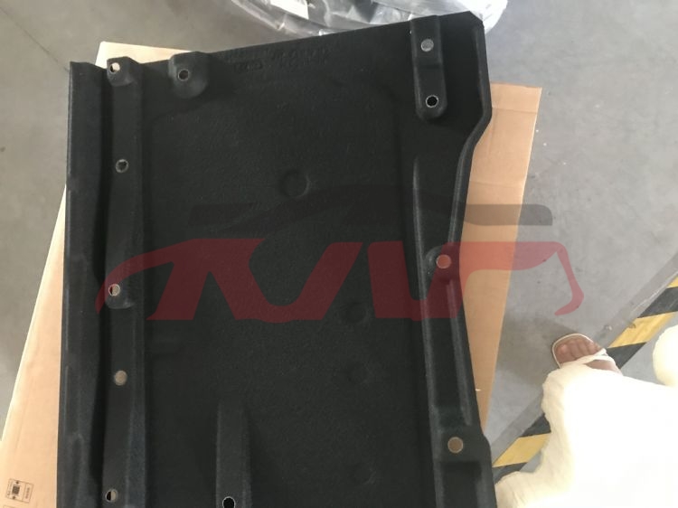 For Audi 14042016-2019 A4 （b9）&nbsp;under Body&nbsp;8w0825207/208  8kd 825 207  8kd 825 208, A4 Car Spare Parts, Audi  Car Parts-8W0825207/208  8KD 825 207  8KD 825 208