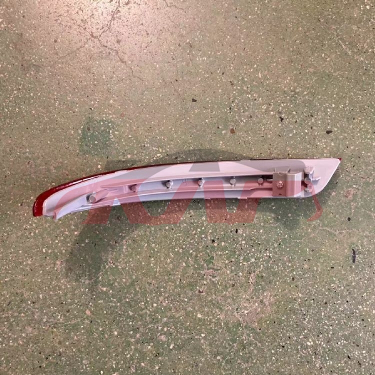 For Nissan 9232009 Sylphy&nbsp;rear Bumper Reflector&nbsp;l26565-ew00a R26560-ew00a, Nissan  Yellow Reflector, Sentra Car Accessorie-L26565-EW00A R26560-EW00A