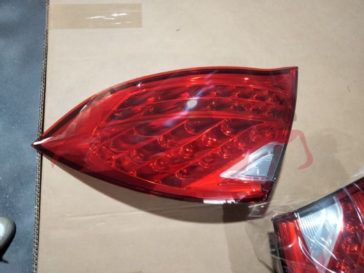 For Porsche624cayenne 958 11-14&nbsp;tail Lamp&nbsp;l:95863109501   R:95863109601, Porsche  Taillamp, Cayenne Accessories-L:95863109501   R:95863109601