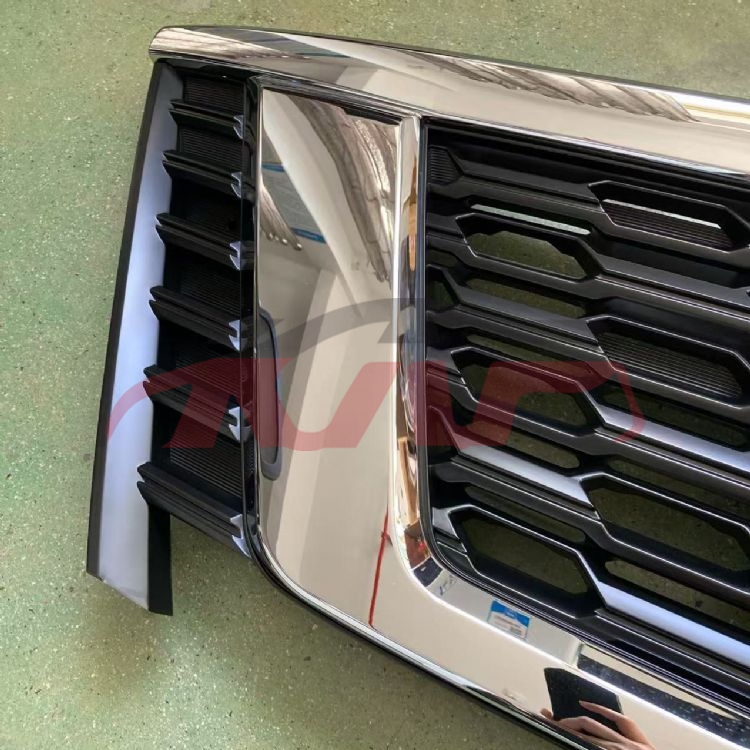 For Nissan 2685e26/nv350 2019 Limited&nbsp;grille Chrome&black  Limited 1695&nbsp;, Urvan Car Accessorie, Nissan  Right Side Front Bumper Bracket-