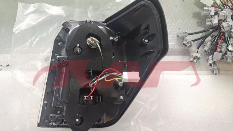 For Toyota 20782014-2020 4runner&nbsp;tail Lamp&nbsp;8156135392    8156135391, 81561-35392,  81561-35390, 4runner Car Parts Catalog, Toyota  Auto Lamps-8156135392    8156135391, 81561-35392,  81561-35390