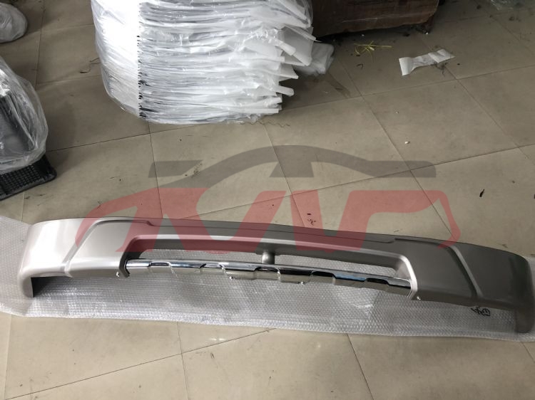 适用于丰田201998-2004 兰德酷路泽 FJ100&nbsp;前杠下巴  06-带小支架/香槟色&nbsp;, 兰德酷路泽 汽车配件, 丰田 保险丝盒盖-