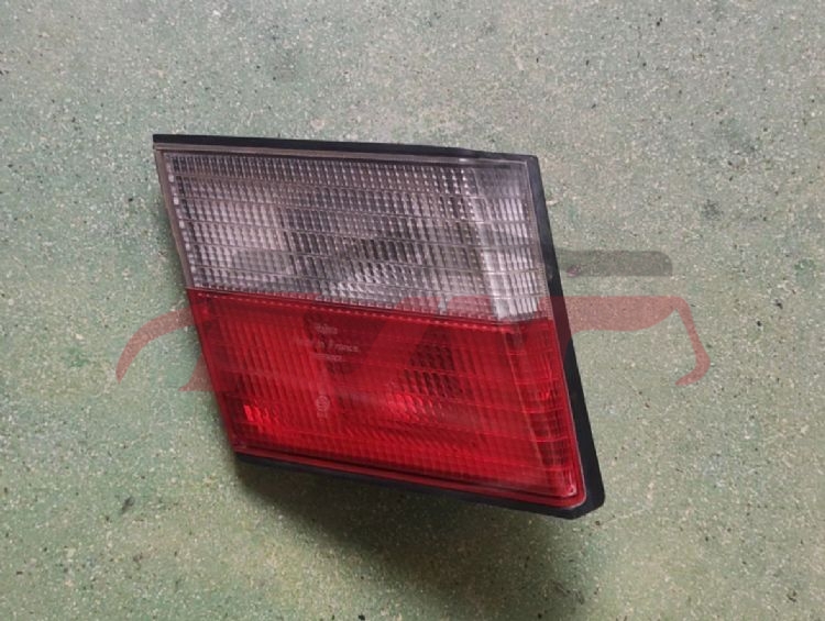 适用于尼桑Primera 1996-1999 4d&nbsp;尾灯，平的&nbsp;26550-2F925 26555-2F925, Primera 汽车配件, 尼桑 汽车配件-26550-2F925 26555-2F925