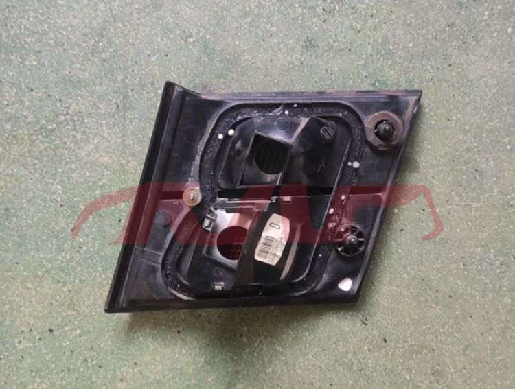 适用于尼桑Primera 1996-1999 4d&nbsp;尾灯，平的&nbsp;26550-2F925 26555-2F925, Primera 汽车配件, 尼桑 汽车配件-26550-2F925 26555-2F925