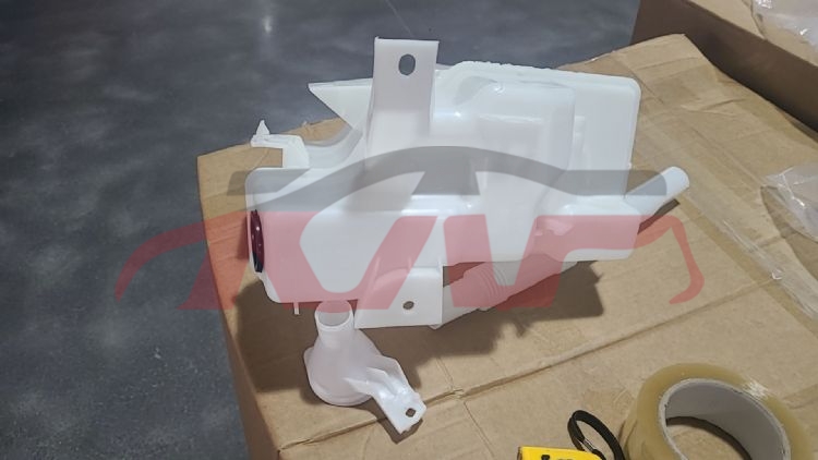 For Mitsubishi 21432007-2010 Lancer  Ex&nbsp;wiper Tank W/o Motor&nbsp;8260a117, Mitsubishi  Car Tank, Lancer Accessories Price-8260A117