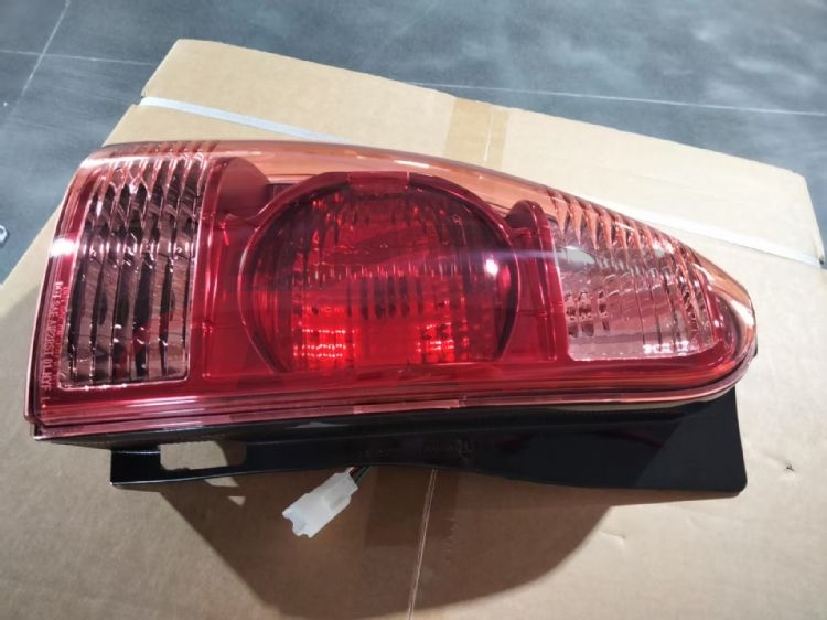 For Toyota 22162003-2005 4runner&nbsp;tail Lamp&nbsp;l:81561-35270,r:81551-35310, Toyota  Tail Lights, 4runner Automotive Parts Headquarters Price-L:81561-35270,R:81551-35310