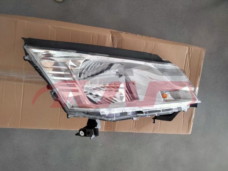 For Toyota 18842019 Hiace&nbsp;head Lamp, Manual White Lhd/rhd W/o Hole&nbsp;l:81170-26b10 R:81130-26b10, Hiace Auto Parts, Toyota  Auto Headlights-L:81170-26B10 R:81130-26B10