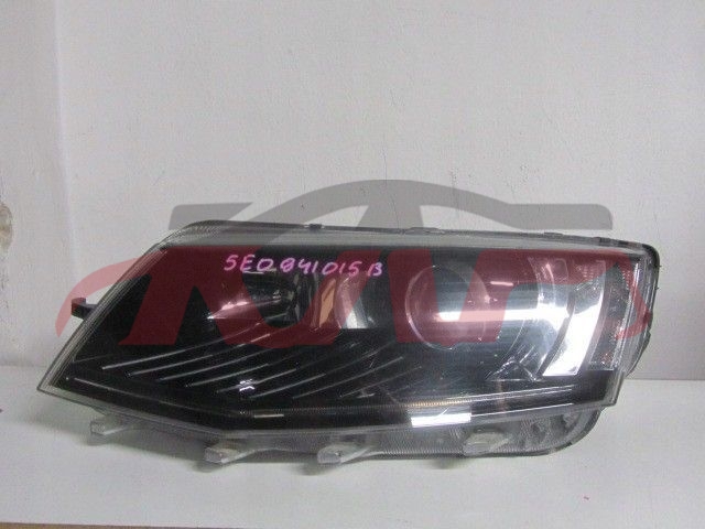 For Skoda 20128514-octavia fog Lamp,white 5e0941701��5e0941702, Octavia Parts For Cars, Skoda   Car Body Parts5E0941701��5E0941702