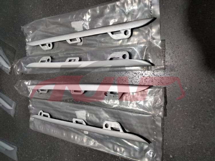 For Porsche1871cayenne 9y0 18-22&nbsp;strip Silver&nbsp;9y0807245 9y0807246 9y0807245a 9y0807246a, Cayenne Car Accessories, Porsche Auto Part-9Y0807245 9Y0807246 9Y0807245A 9Y0807246A