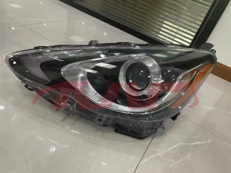 For Toyota 16842015-2017  Prius C （aqua）&nbsp;head Lamp&nbsp;8115052k70, To2502236, Prius  Auto Parts Manufacturer, Toyota  Car Headlight-8115052K70, TO2502236