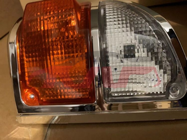 适用于丰田兰德酷路泽FJ70-75-80皮卡&nbsp;角灯 亮色镀膜&nbsp;81510-60540  81520-60410, 兰德酷路泽 汽车配件, 丰田 杠灯-81510-60540  81520-60410