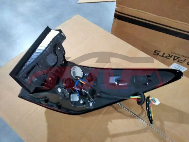 适用于丰田2021 奔跑者&nbsp;尾灯（外）LED&nbsp;L 81590-0K190     R 81580-0K190, 丰田 汽车配件, 奔跑者 汽车配件-L 81590-0K190     R 81580-0K190