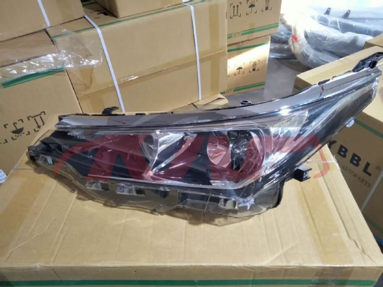 For Toyota 11812017 Corolla  Meddle East&nbsp;head Lamp W/chrome Strip&nbsp;l:81550-02r60  R:81110-02r60, Toyota  Car Headlight, Corolla Auto Parts-L:81550-02R60  R:81110-02R60