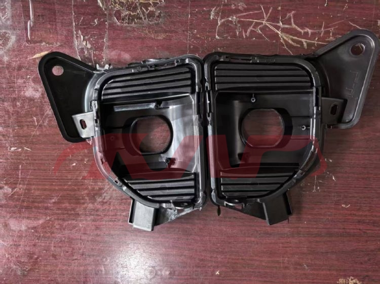 For Toyota 5872014 Hiace&nbsp;fog Lamp Cover&nbsp;, Toyota    Front Fog Lamp, Hiace Automotive Accessorie-