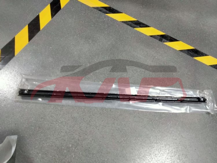 For Honda 25612021 Crv&nbsp;front Bumper Trim Strip&nbsp;, Honda  Bright Wisps, Crv  Cheap Auto Parts-