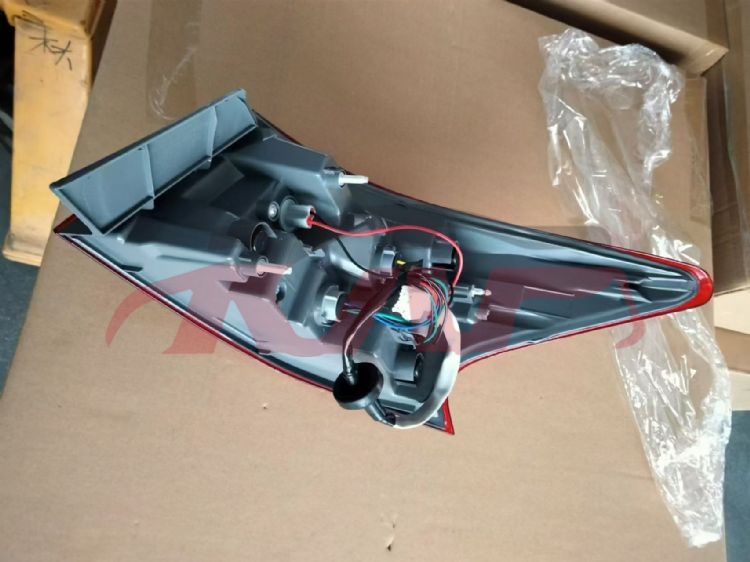 For Nissan 16982016 Sentra&nbsp;tail Lamp Out Usa Type&nbsp;26555-3yu0a,  26550-3yu0a, Sentra Auto Parts Manufacturer, Nissan  Auto Part-26555-3YU0A,  26550-3YU0A