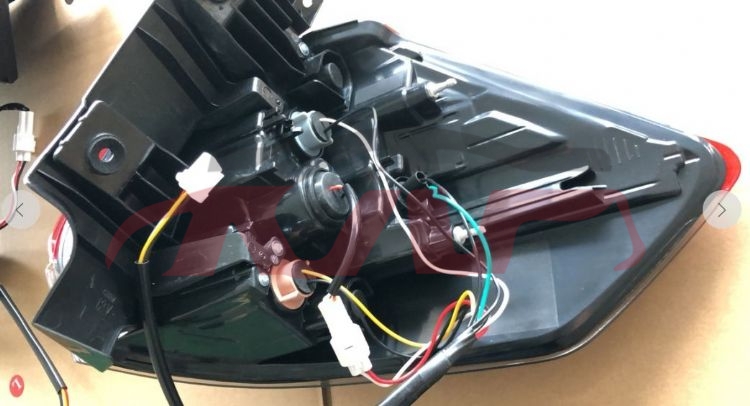 For Nissan 12112017 -2019 X-trail/rogue&nbsp;outer Taillights&nbsp;, Nissan  Auto Part, X-trail Rogue) Cheap Auto Parts-