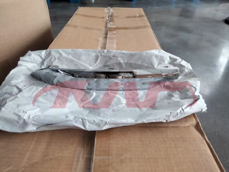 For Volvo 3244xc2019&nbsp;rear Bumper  Trim  Bright&nbsp;32227902  32227903, Volvo  Auto Lamps, Xc60 Car Pardiscountce-32227902  32227903