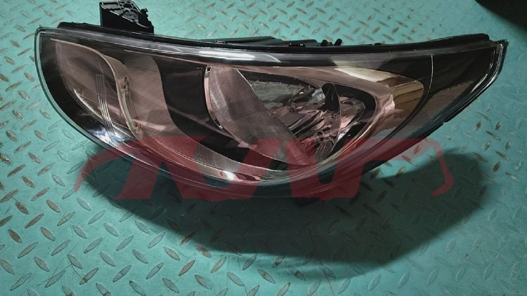 For Hyundai 15172011-2013 Accent&nbsp;head Lamp W/8hole &5pin Manual&nbsp;92101/2-1r000, Accent Automotive Accessorie, Hyundai  Auto Headlamps-92101/2-1R000