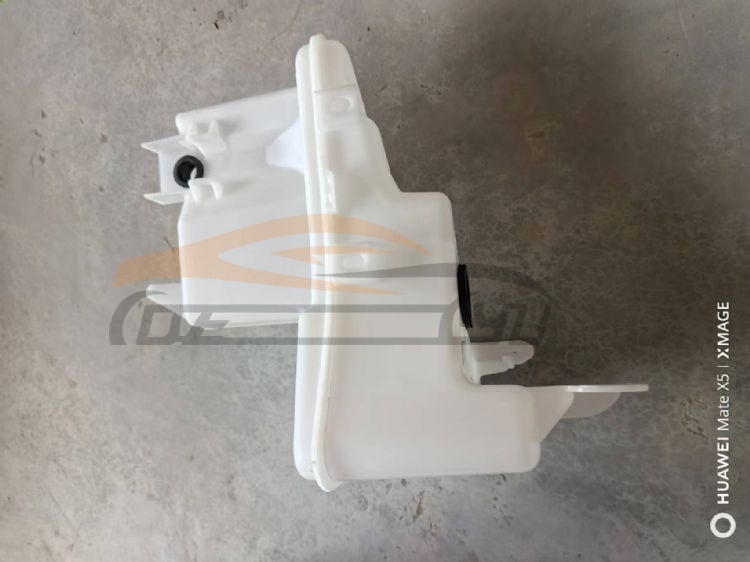 For Toyota 18822017 Chr wiper Tank , Toyota  Tank, Chr Auto Part-